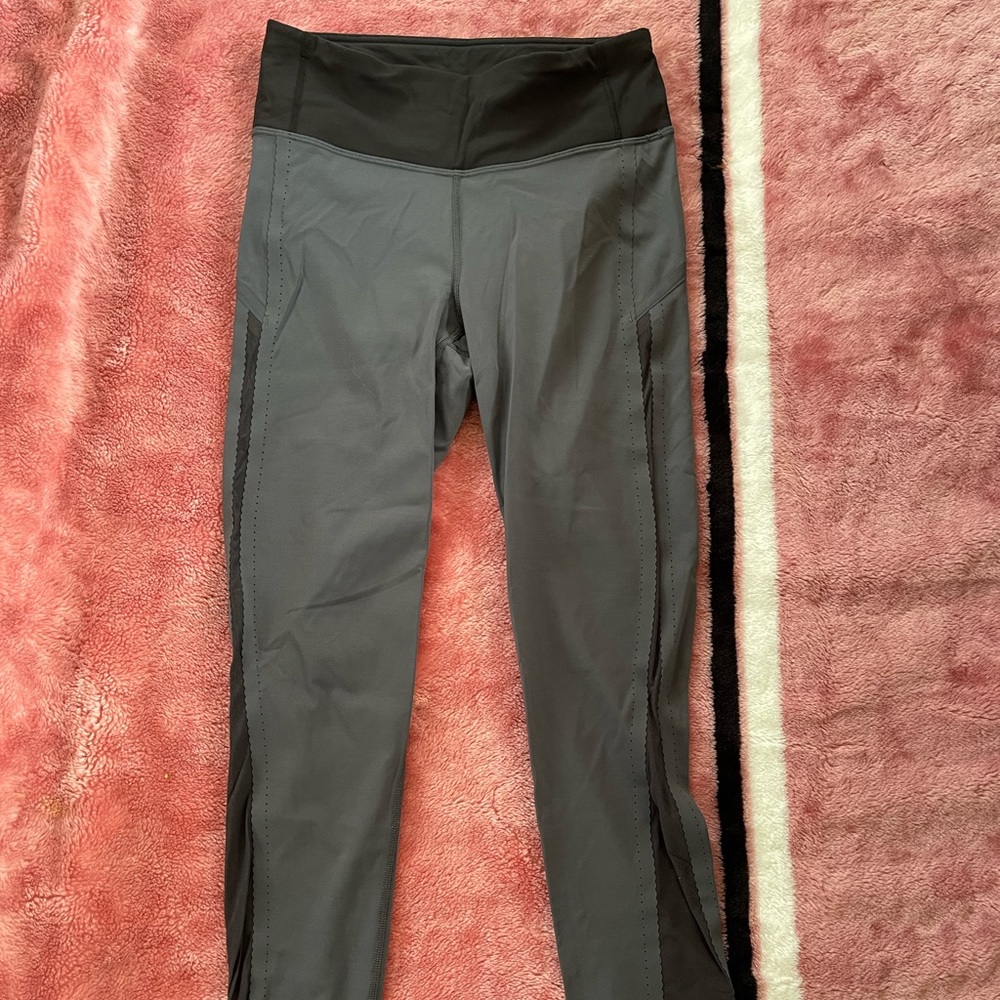 Lulu Lemon Leggings Size 6